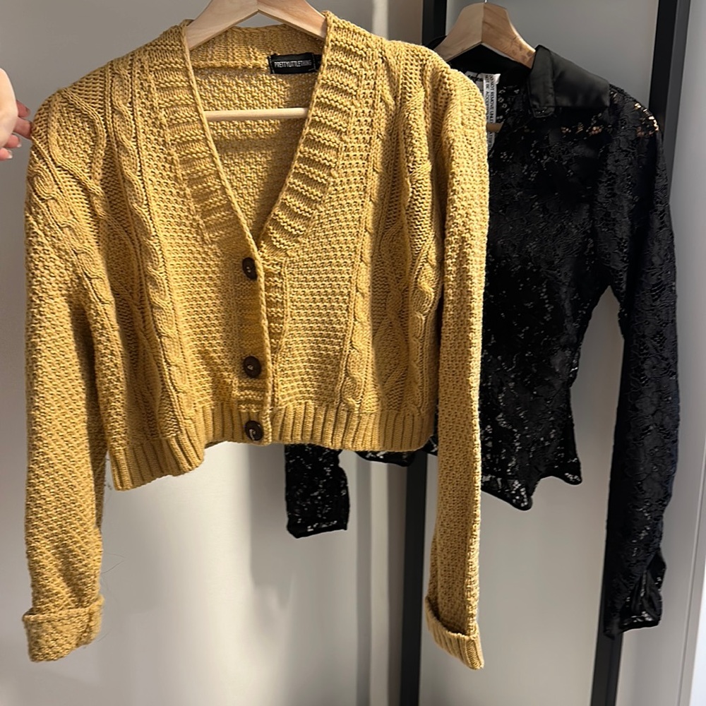 Brown sweater